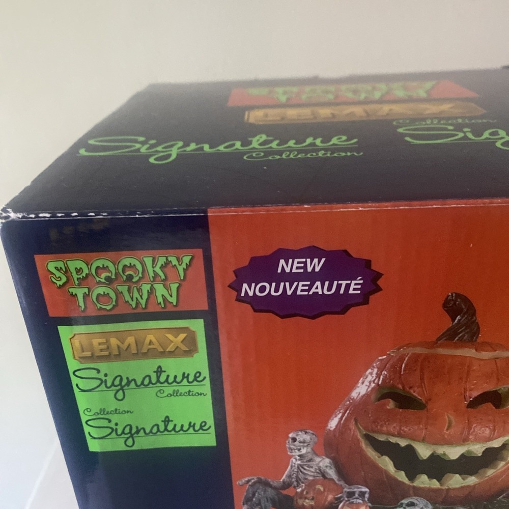 Lemax Spooky Town EERIE GO ROUND Ride Carnival Halloween Animated Lights - Picture 2 of 16